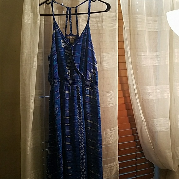 Nwot perfect summer dress - Picture 1 of 3